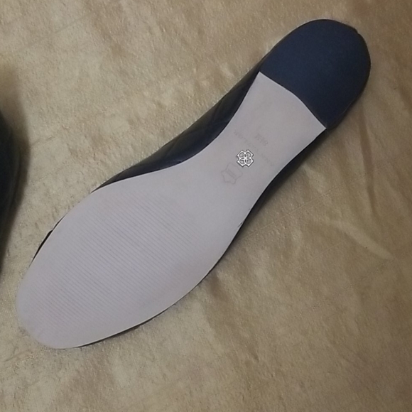 Ann Taylor Laddy Quilted Leather Ballet Flats NWT $44 - Picture 6 of 9